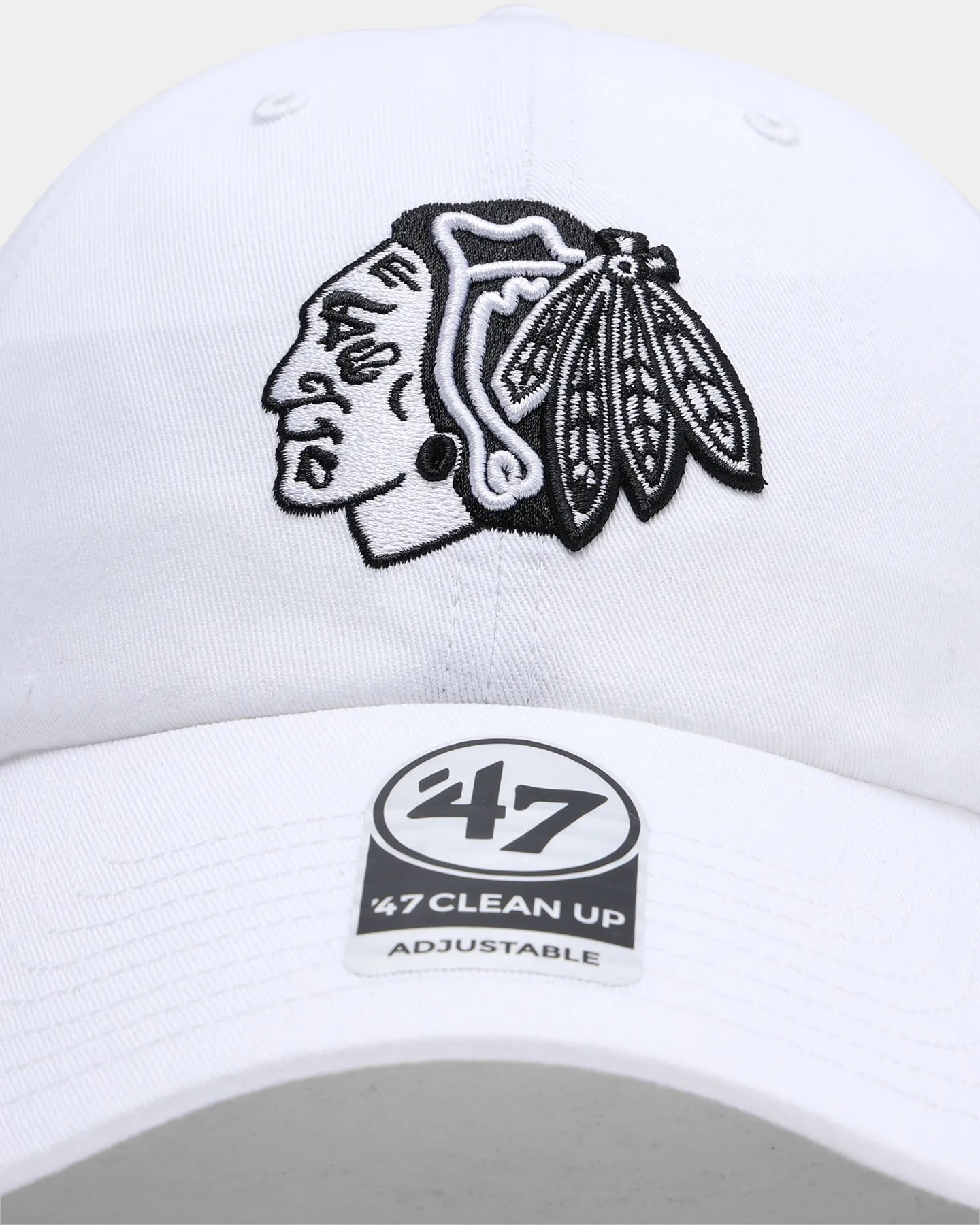 47 Brand Chicago Blackhawks Clean Up Strapback White/Black