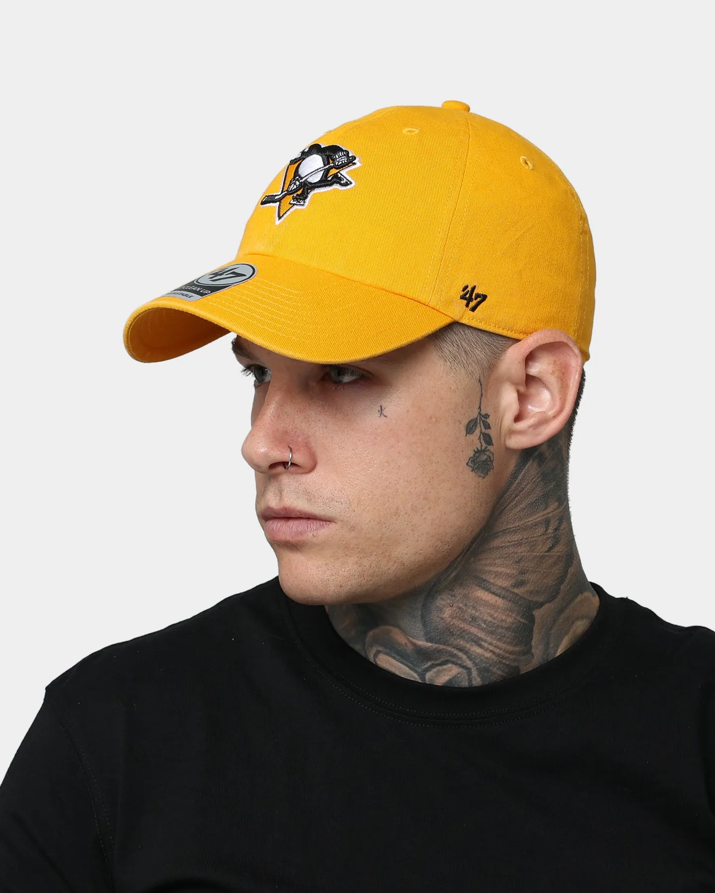 47 Brand Pittsburgh Penguins Clean Up Strapback Gold