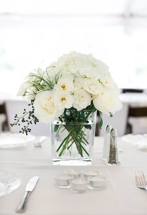 Chic Green and White Wedding Flowers