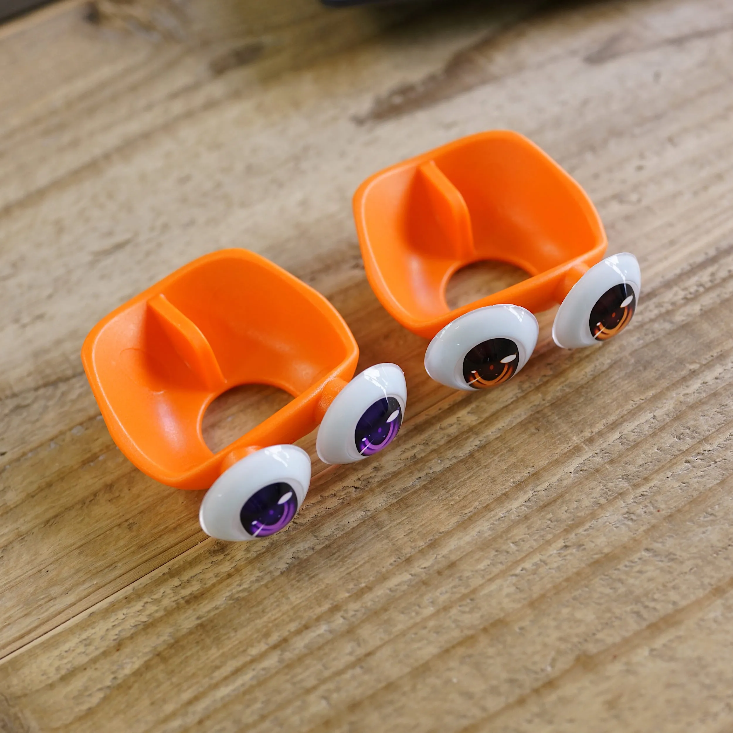 Eye Cradle