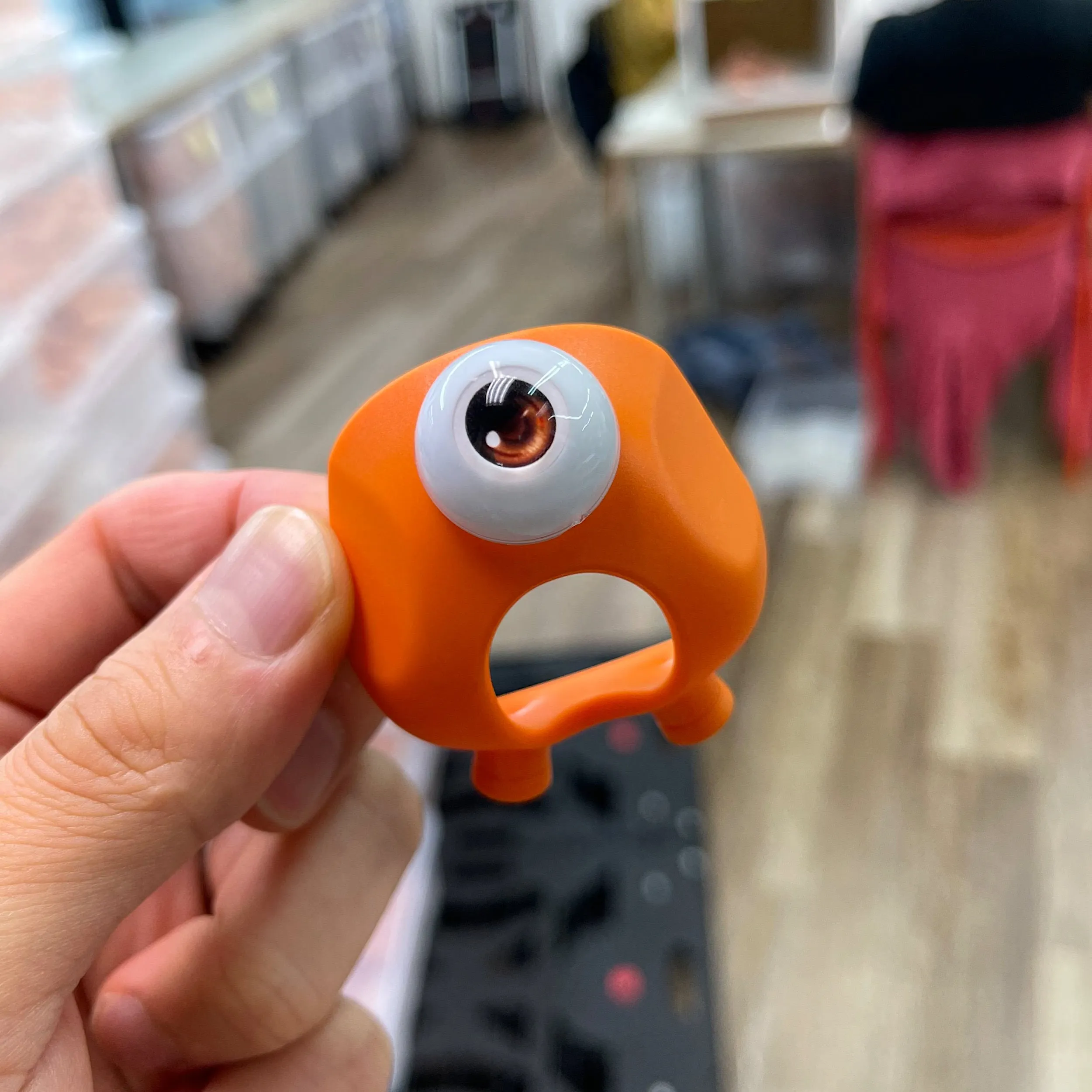 Eye Cradle