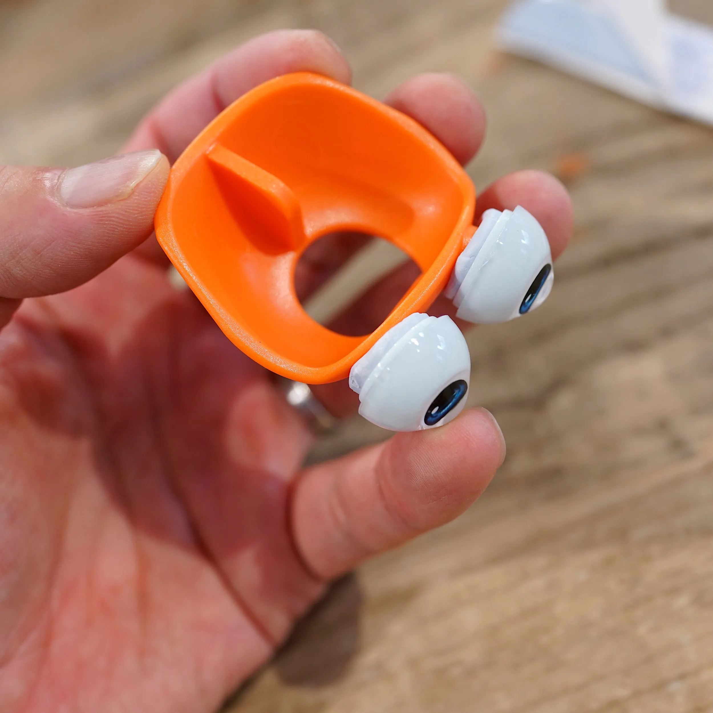 Eye Cradle
