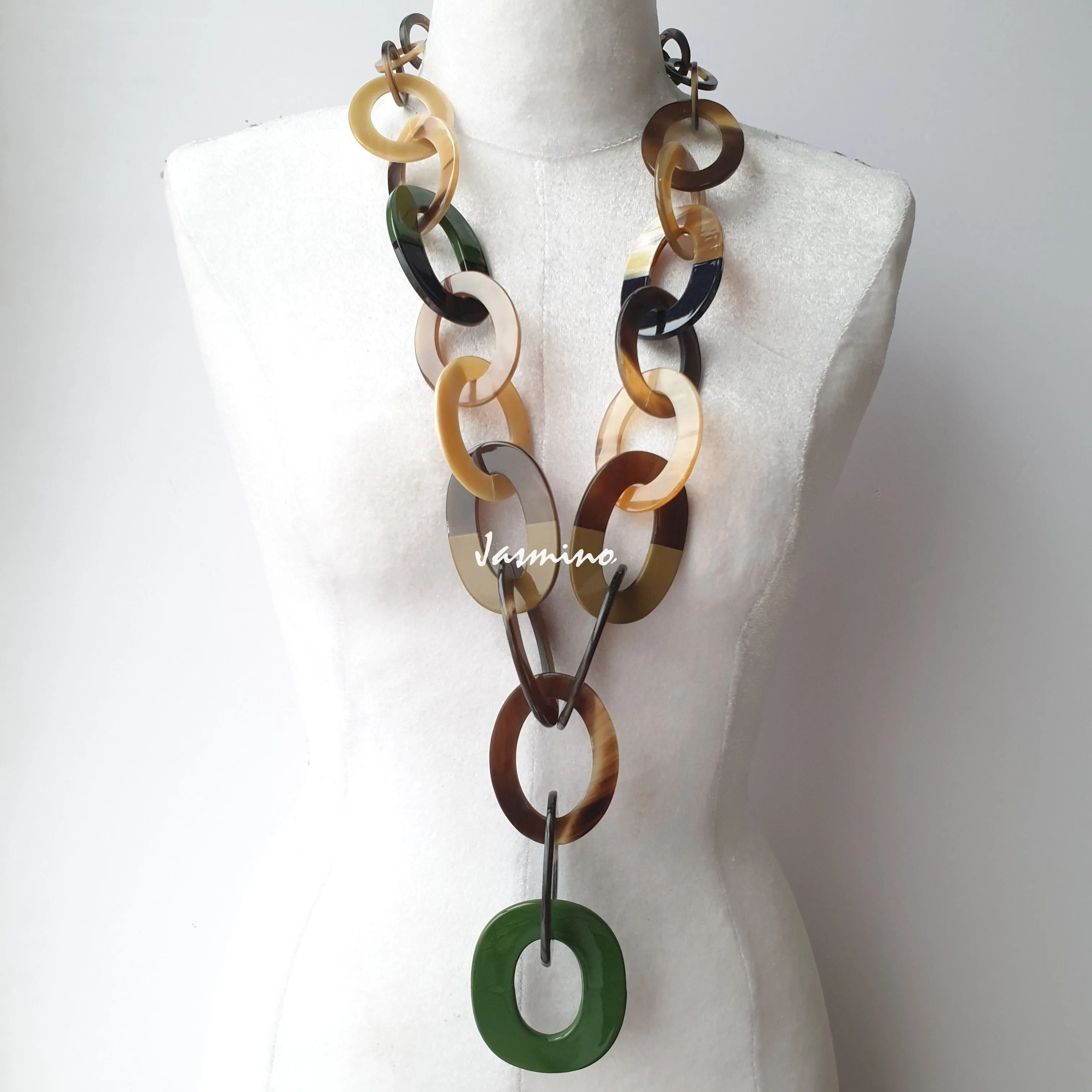 Natural Handmade Necklace J18038, Made by Buffalo Horn and Lacquer from Vietnam