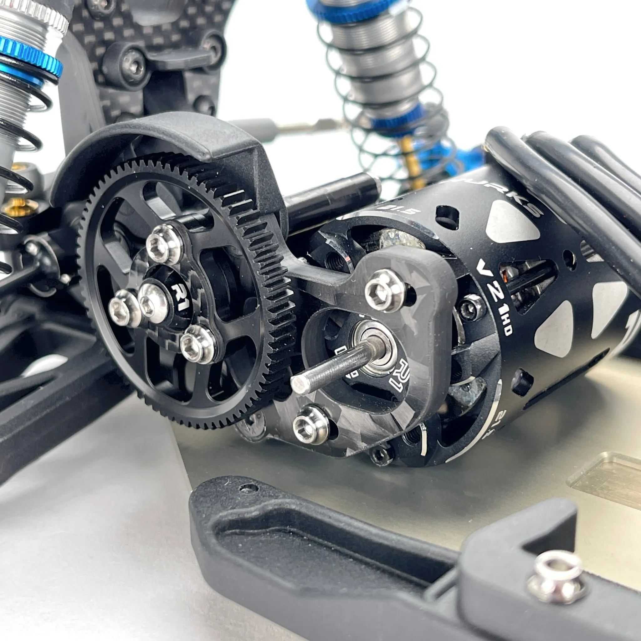 R1WURKS (B7 Series) Motor Mount, Top Support, Carbon Fiber
