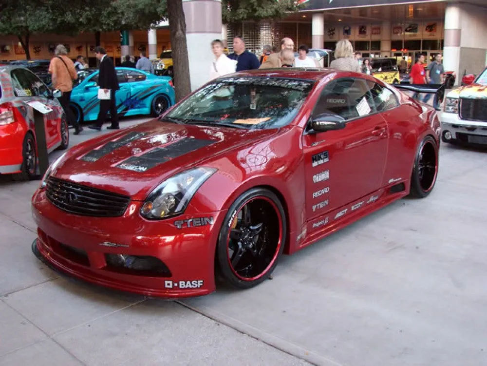 SEIBON Carbon Fiber Hood Infiniti G35 Coupe (03-07) OEM or Vented JS/TS Style