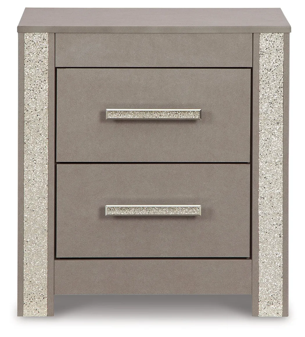 Surancha Full Panel Bed with Mirrored Dresser and 2 Nightstands in Gray